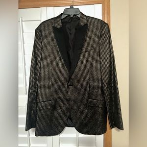 Men’s black and gold metallic coat